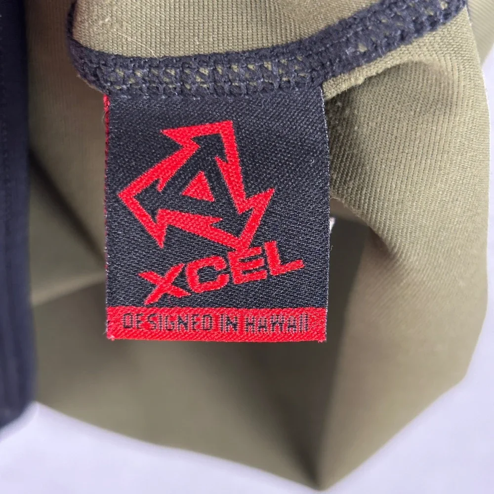 VTG Xcel Hawaii UV Shield Rash Guard Tank Top Olive USA L Fits S/M Surf READ